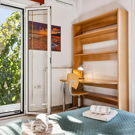 Verani Parking Balcony Playground Holiday home Sivros